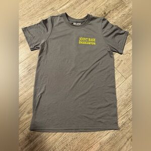 Joint Base Charleston men’s t shirt top US Navy small